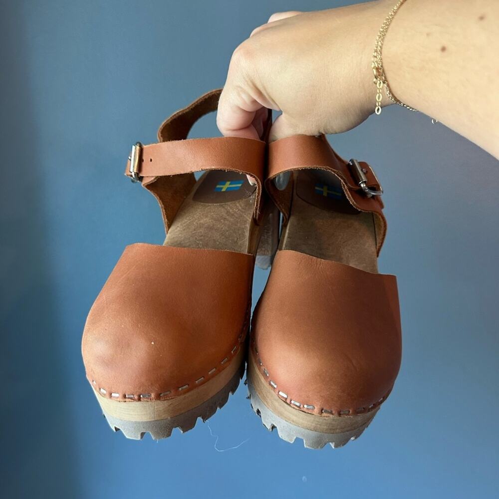 MIA Brown Leather Clogs - Picture 3 of 6